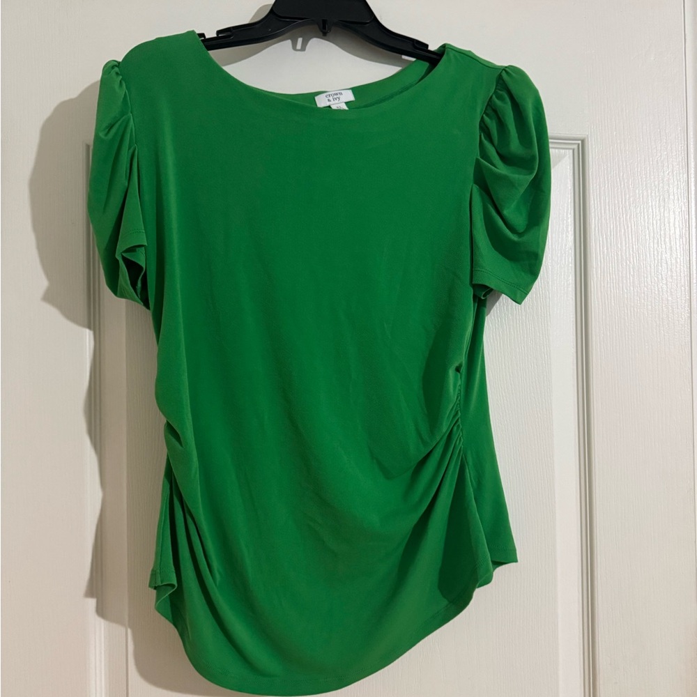 Crown & Ivy Emerald Green Ruched Sleeve Blouse